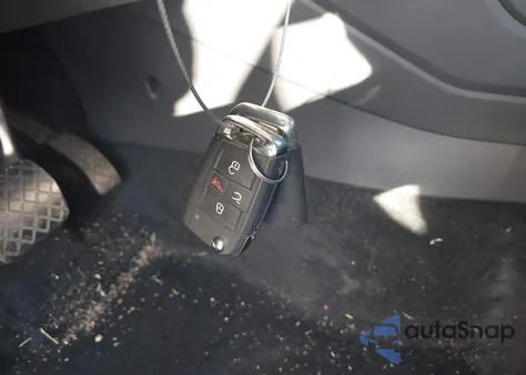 2018 Volkswagen Tiguan 2.0T Se/2.0T Sel z USA, uszkodzony, nr VIN 3VV3B7AX6JM195856